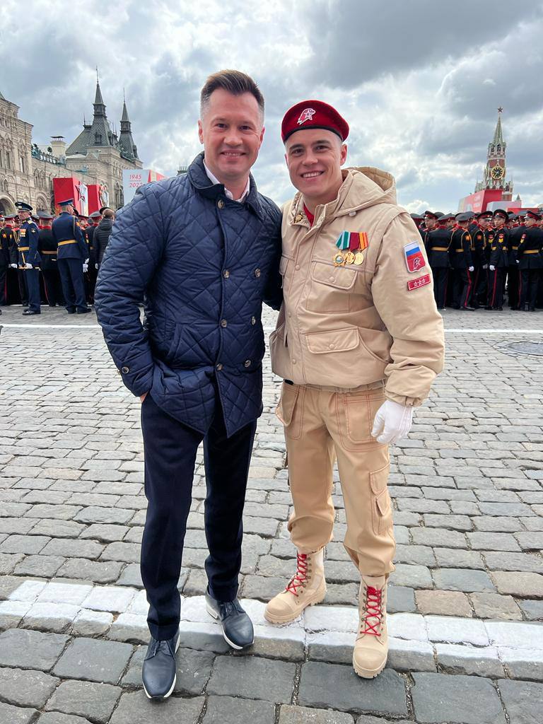 Alexey Nemov and Nikita Nagorny posing at the Red Square in Moscow at the Victory Day Parade